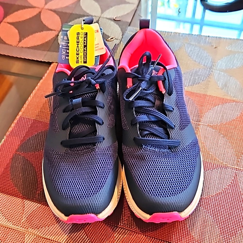 Skechers Go Run
